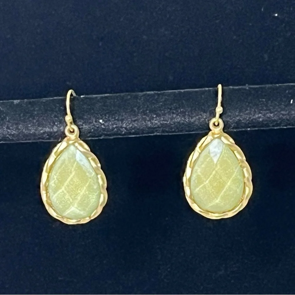 Fashion Drop Dangle Acrylic Deco Teardrop‎ Shape Pale Green Gold Hook Earrings